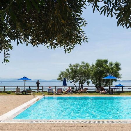 Apartmán Pebbles And Sea At Barbati With Shared Pool Exteriér fotografie