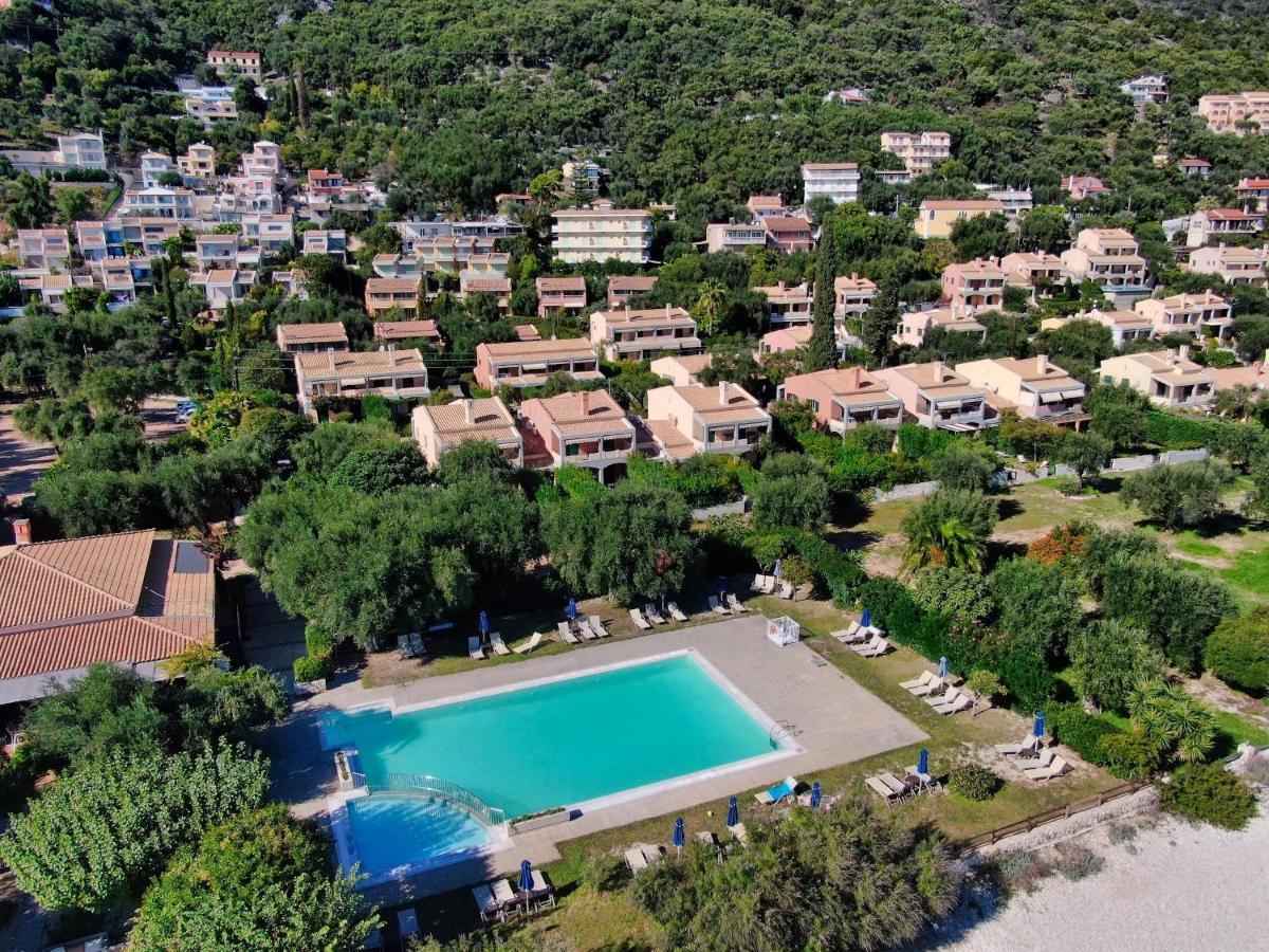 Apartmán Pebbles And Sea At Barbati With Shared Pool Exteriér fotografie